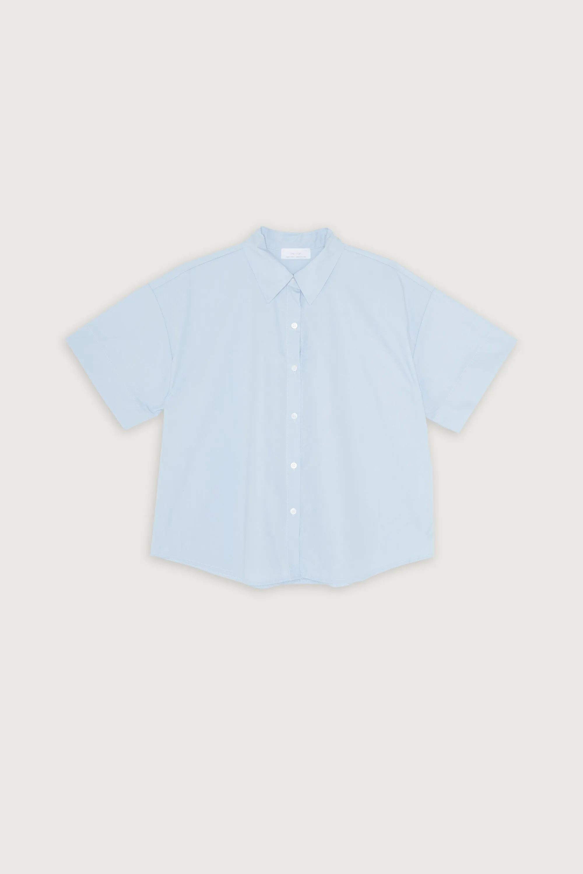 CROPPED SHORT SLEEVE BUTTON UP