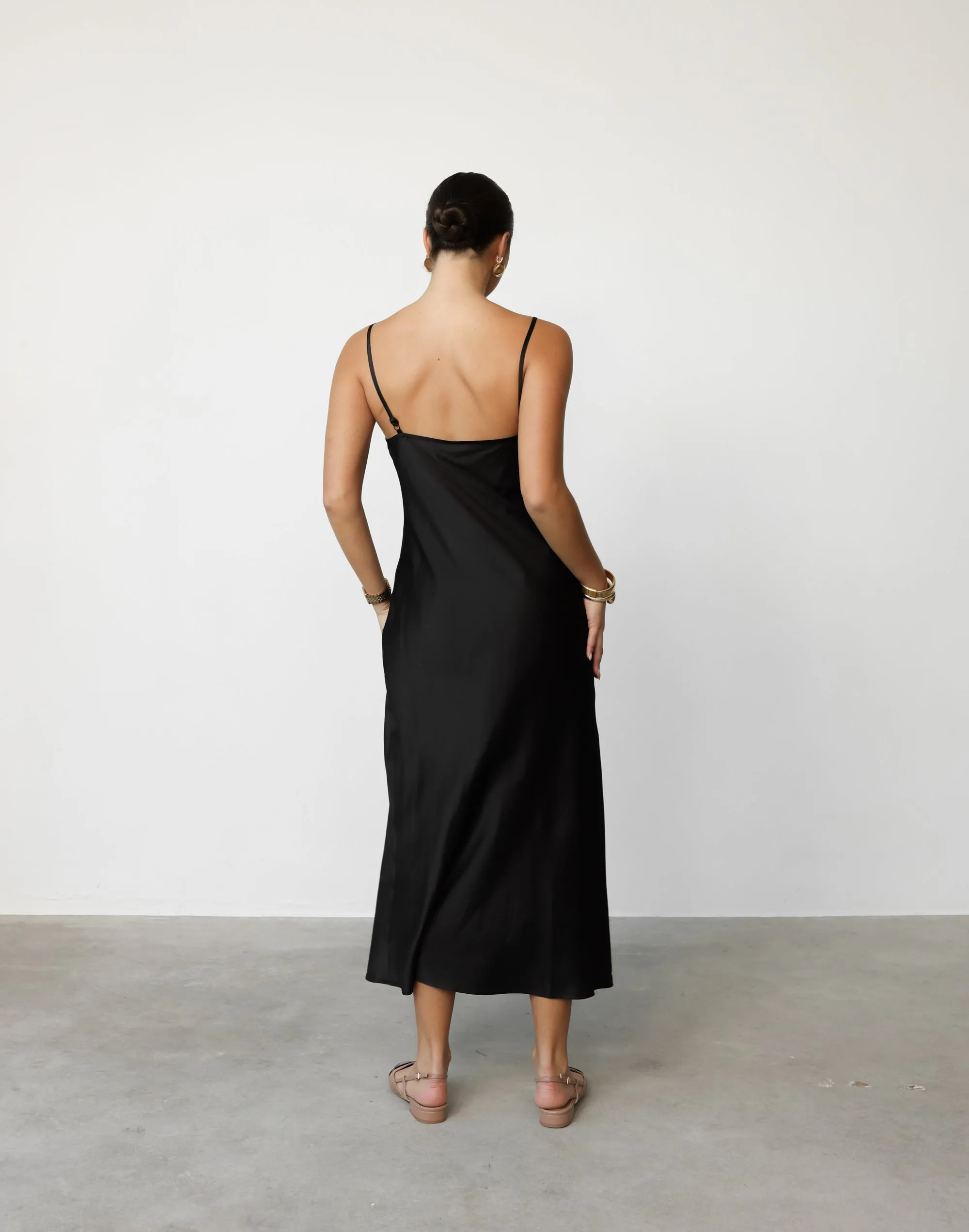 Idalia Midi Dress (Black)