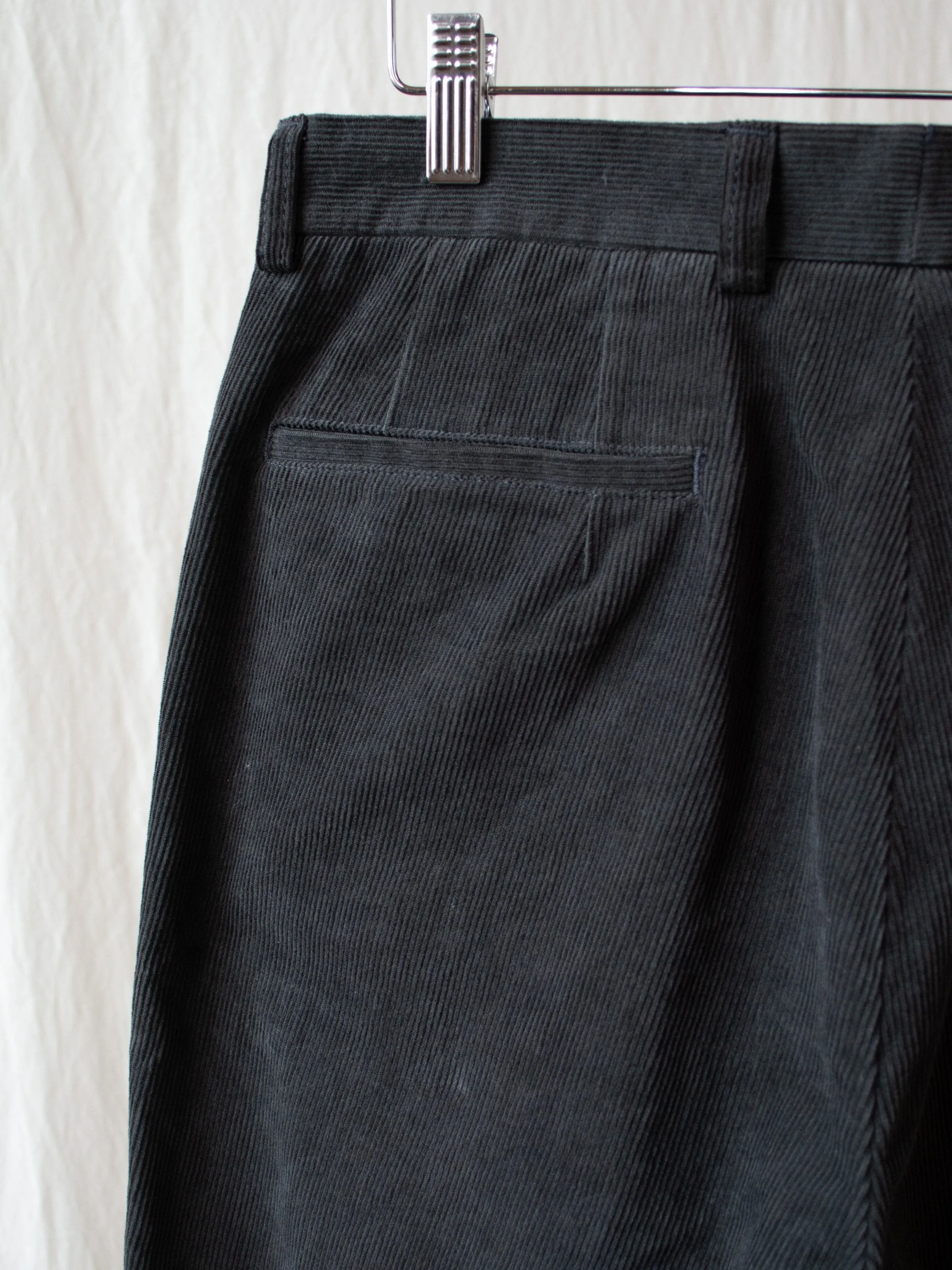 L-Pocket Corduroy Trousers - Charcoal