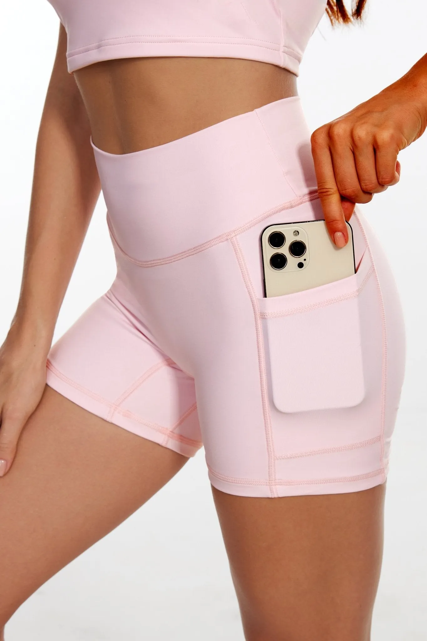 LuxeCool High-waisted Shorts - Crystal Pink