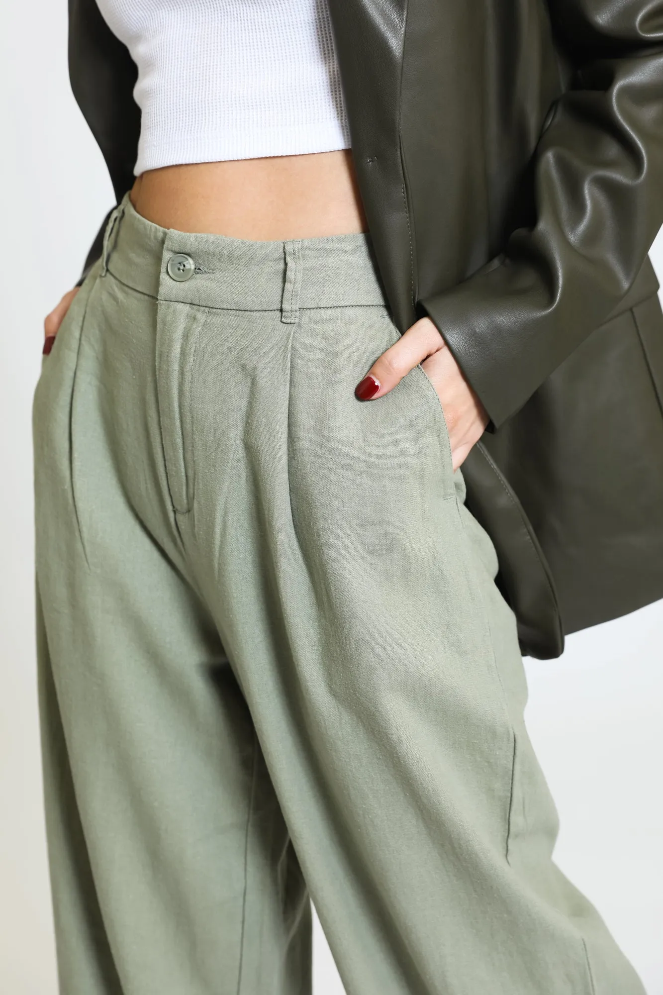 PLEATED WIDE LEG TROUSER - SAGE LEAF