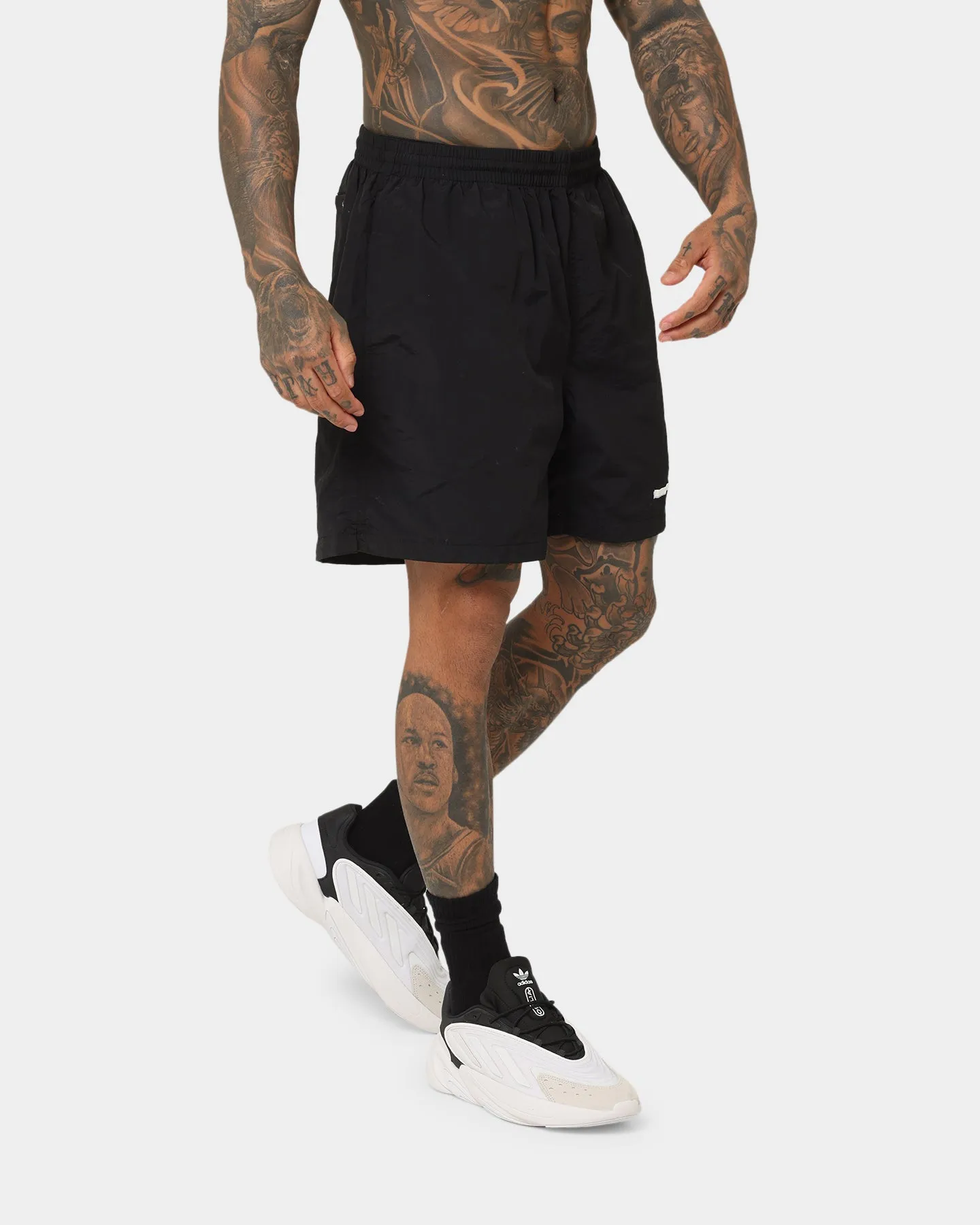 Stussy Shadow Script Long Beach Shorts Black