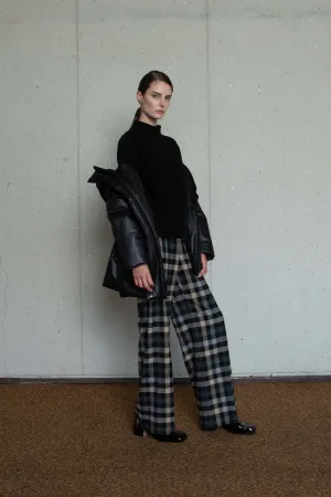 WIDE FIT TROUSERS IN CHECKS